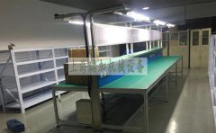 流水線工作臺 采用優質冷扎板精工制作而成，堅固的工作桌框架，牢固平穩，可使工作桌承重1000kg;多種工作桌面選擇，可配